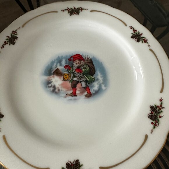 Old Fashioned Christmas by Christineholm Porcelaine 3Pc Place setting Disc 1990s - Picture 5 of 7